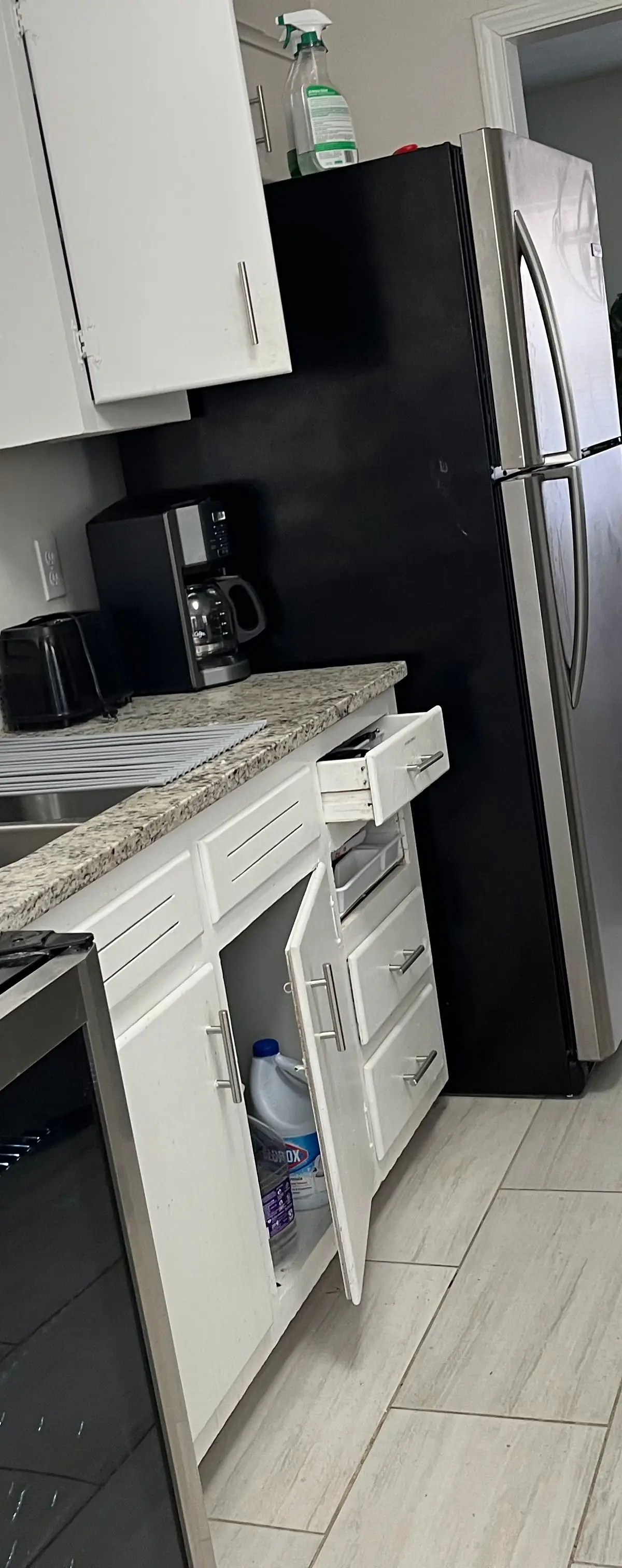 Kitchen cleaned by Angie Alvarado House Cleaning